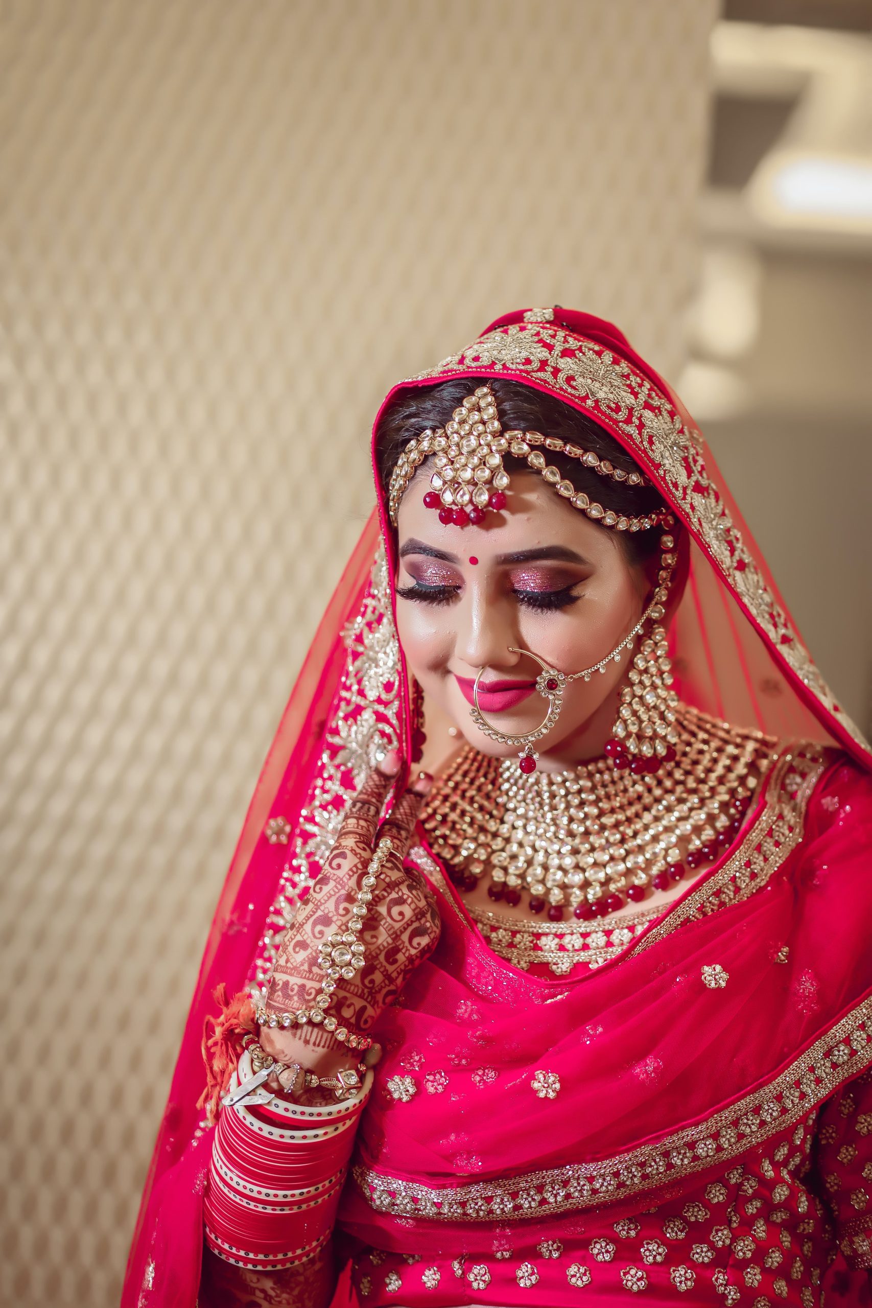 The Indian Bride’s Wedding Dress Guide